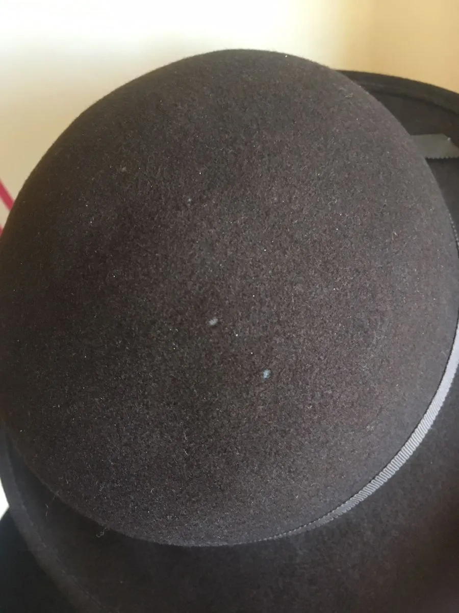 Chapeau melon feutre marron