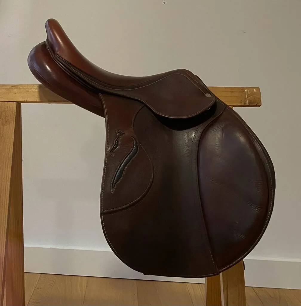 Selle Antarès 2020 T.18 TBE